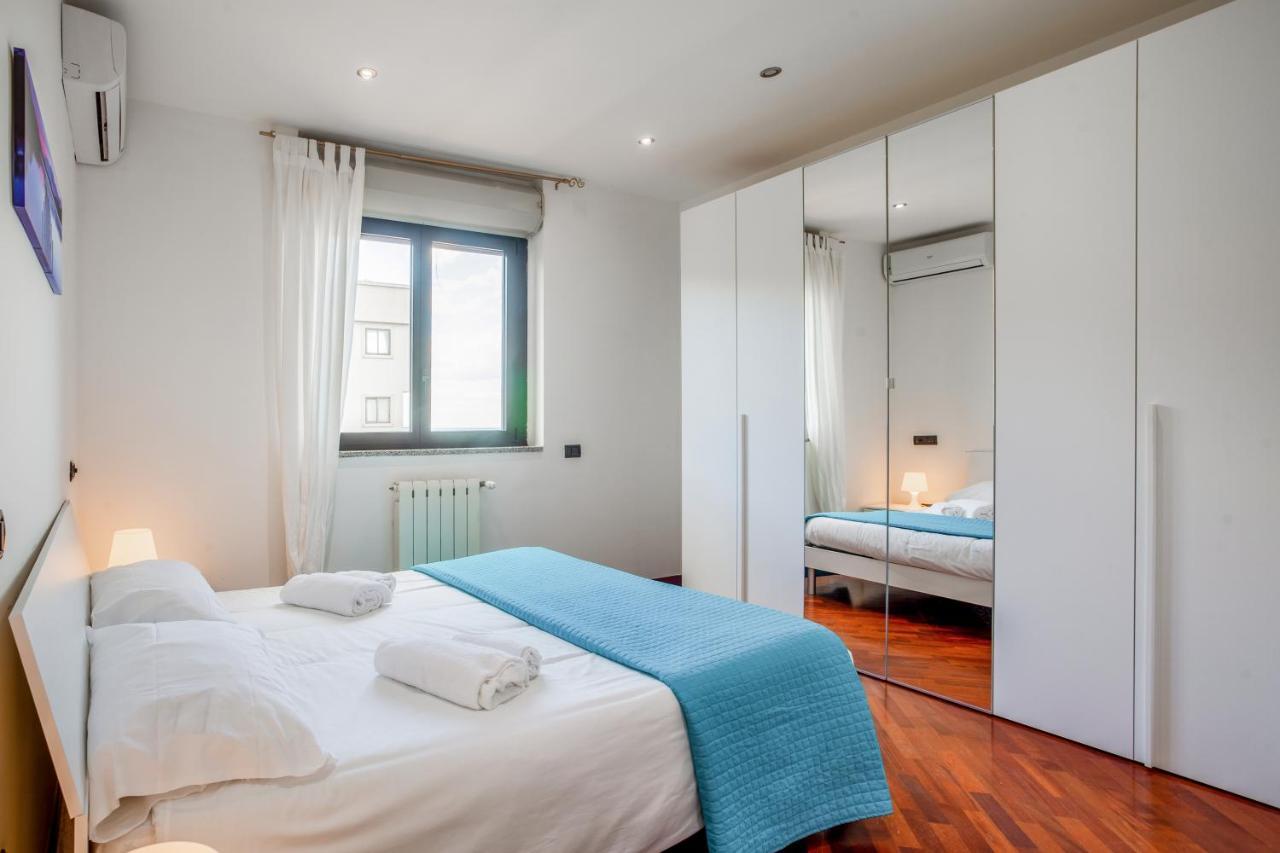 Bari Waterfront Apartment Esterno foto