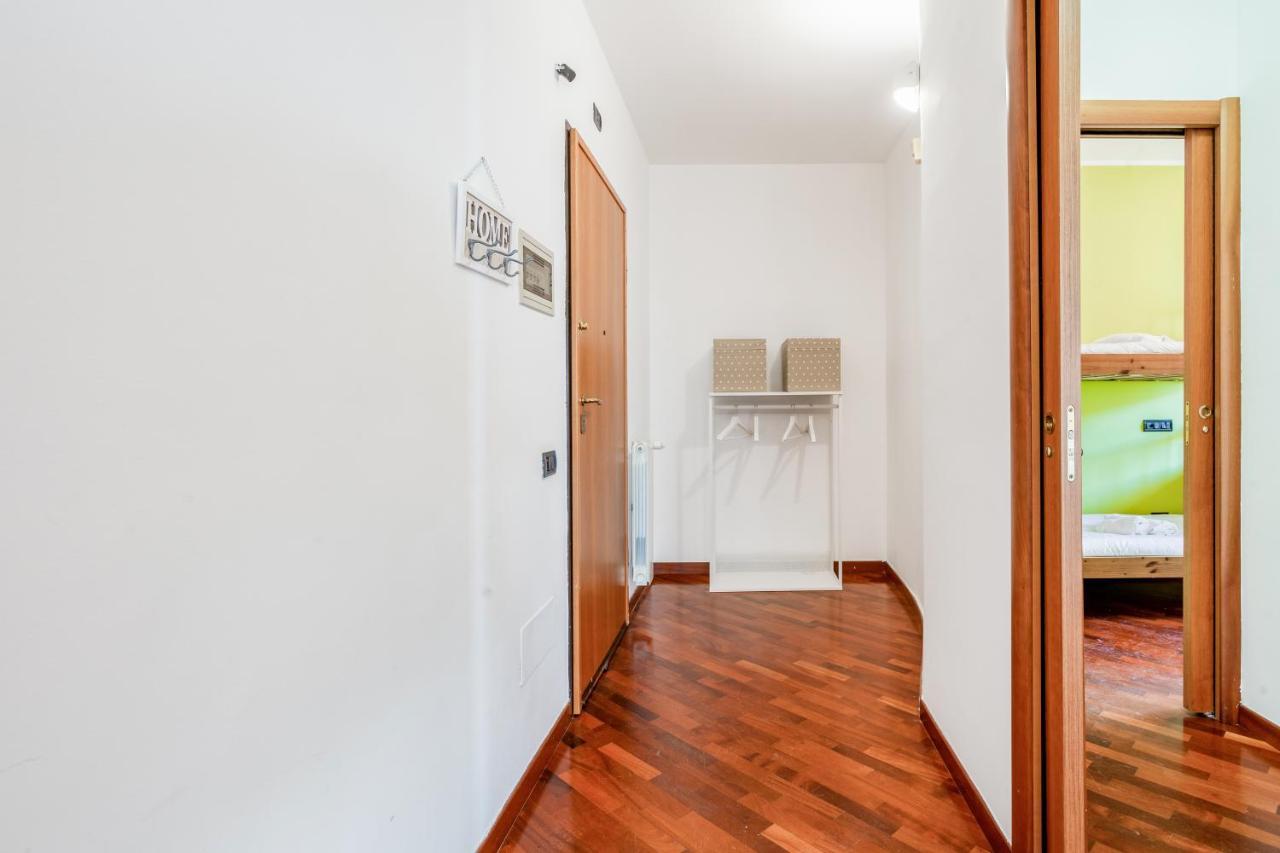 Bari Waterfront Apartment Esterno foto