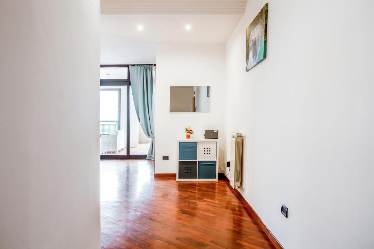 Bari Waterfront Apartment Esterno foto